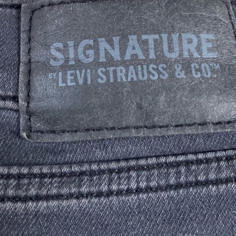 Levi Strauss Men’s Signature S47 Regular Taper Jeans Size 32”x30” Black GUC